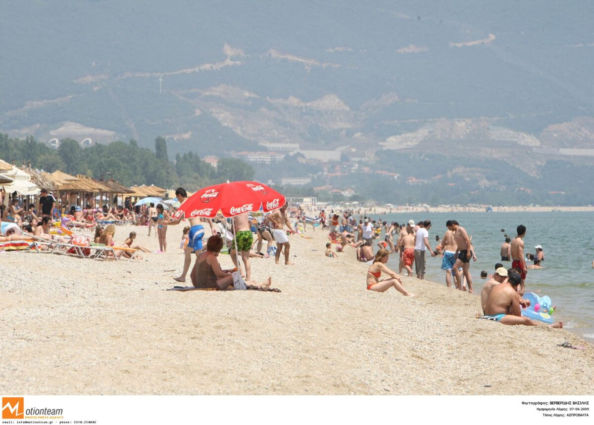 Παραλία στη Χαλκιδική