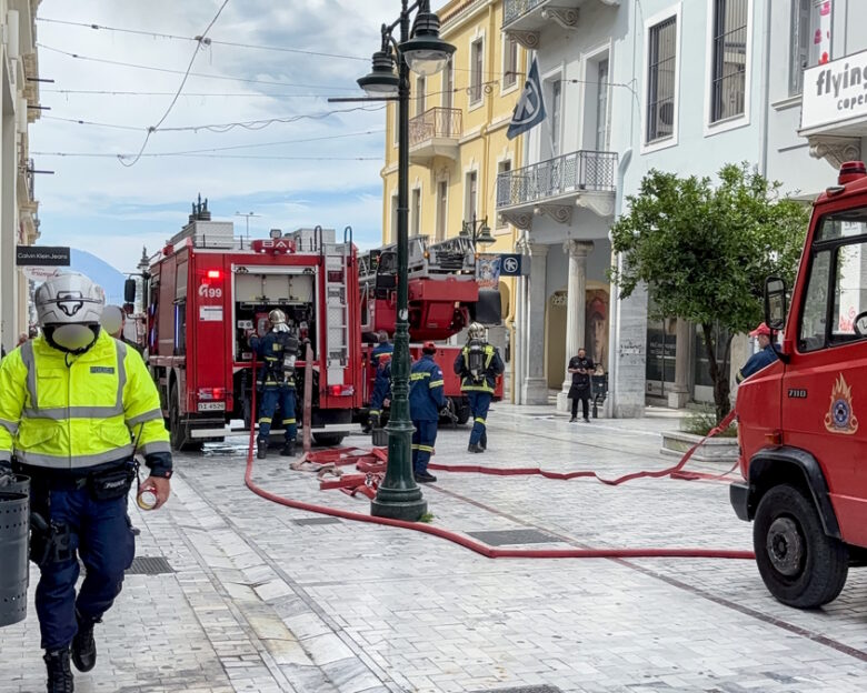 Πάτρα: Συμμορία έβαλε φωτιά σε παιδότοπο – Είχαν προσπαθήσει να τον κάψουν ξανά