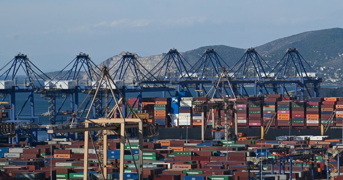 Heavy charges against the 5 arrested for the “hubs” at the 3rd Customs Office – nearly 6m euros seized