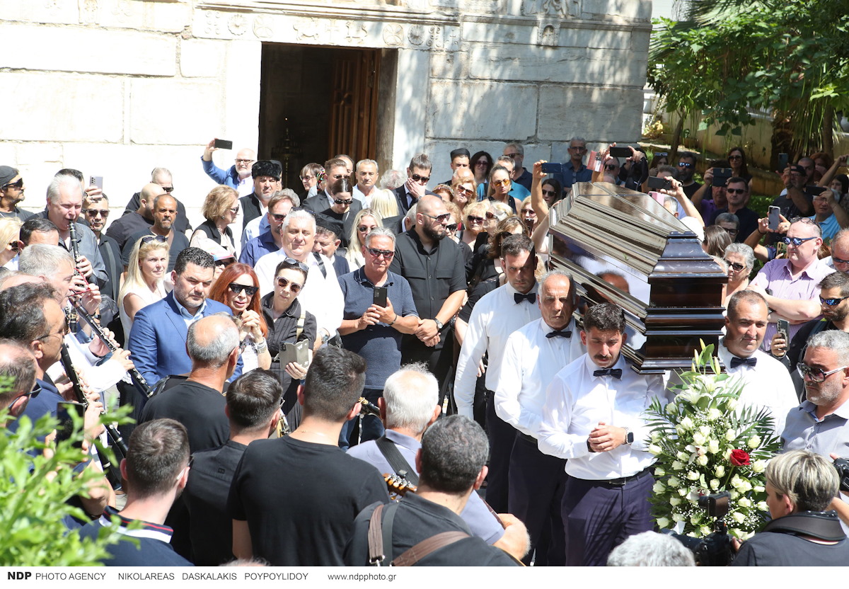 Λαϊκό προσκύνημα