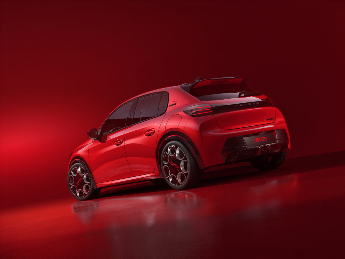 peugeot-e208-gti