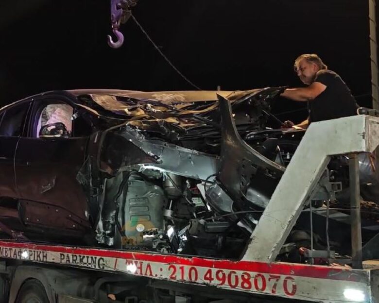 Καραμπόλα με 7 αυτοκίνητα στη Λεωφόρο Ποσειδώνος τα ξημερώματα – Χειροπέδες σε μεθυσμένο οδηγό