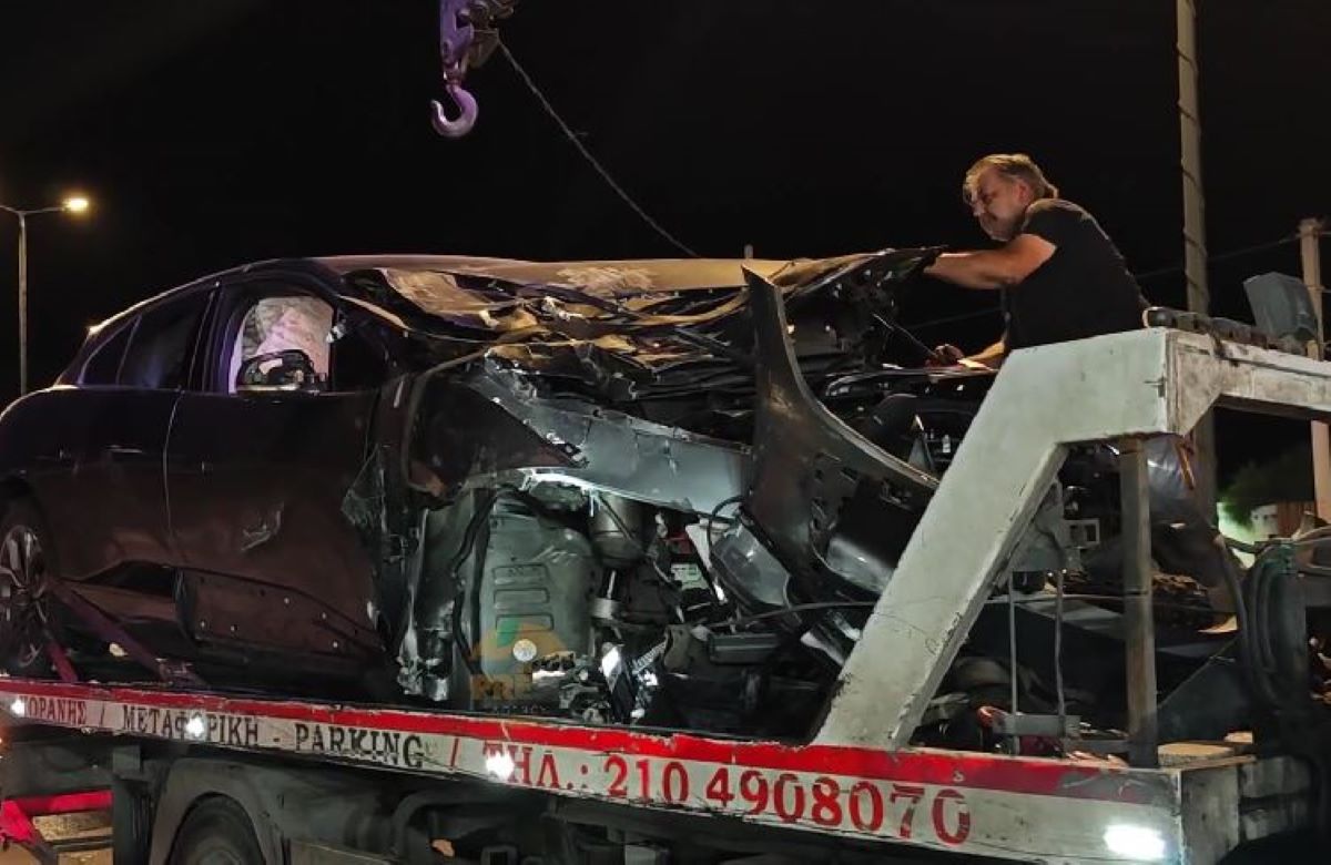 Καραμπόλα με επτά οχήματα στη Λεωφόρο Ποσειδώνος