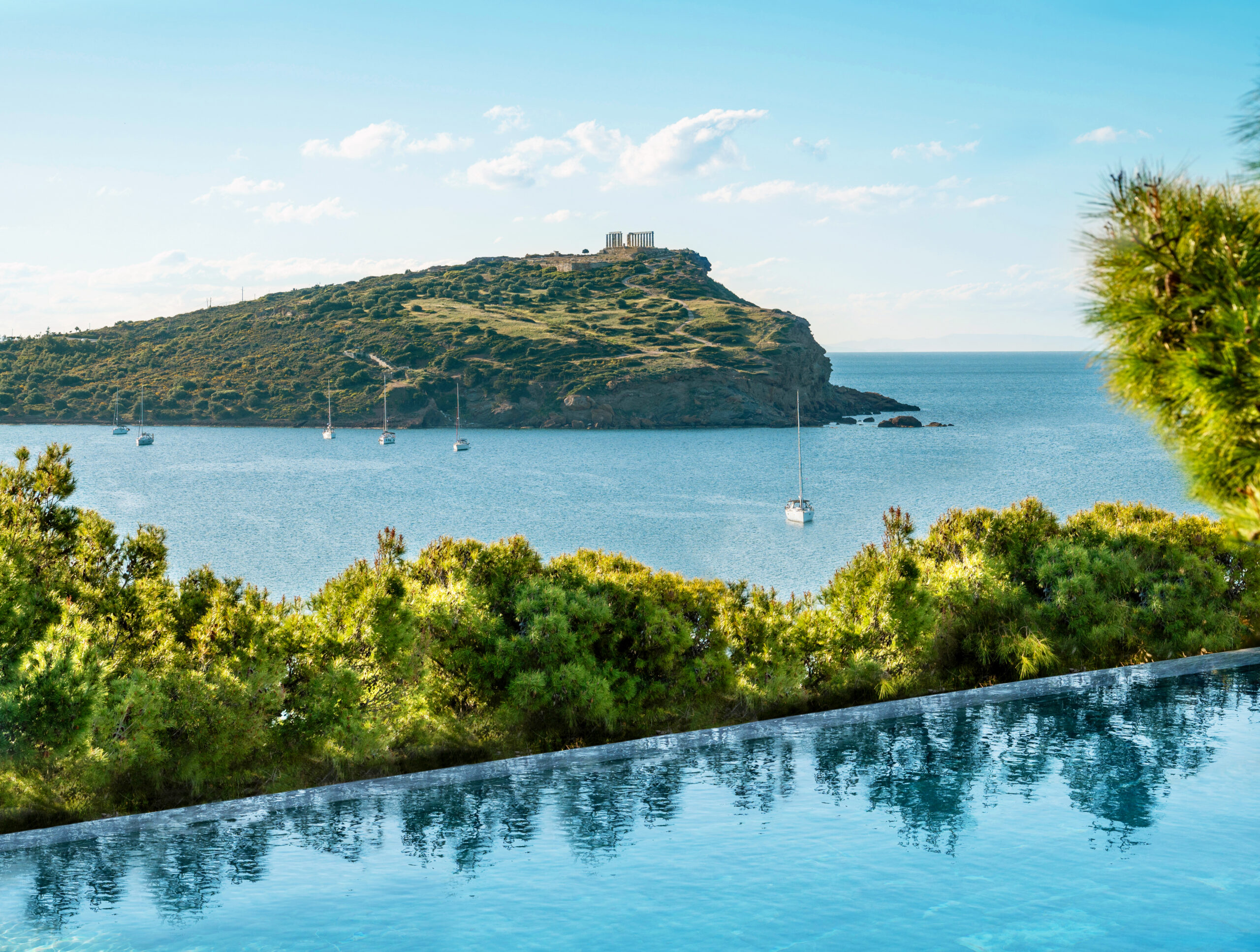 Ένα καλοκαίρι με την υπογραφή της Grecotel: Η χρυσή εποχή της ελληνικής φιλοξενίας αρχίζει τώρα