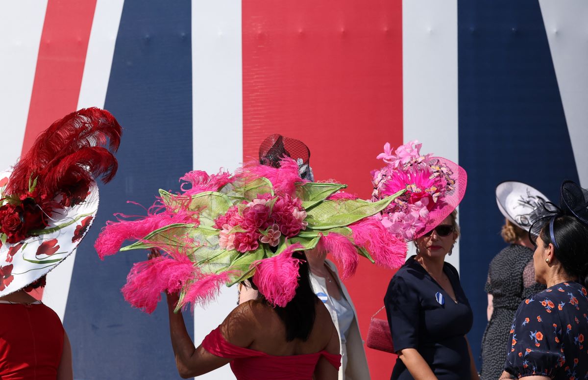 Τα περίφημα καπέλα στις Ιπποδρομίες Ascot
