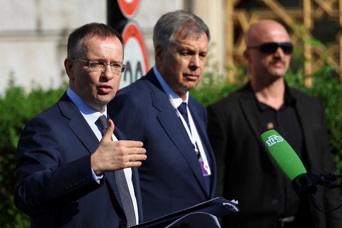 Ο επικεφαλής της ρωσικής αντιπροσωπείας και προεδρικός σύμβουλος, Βλαντιμίρ Μεντίνσκι, μετά από συνάντηση στο Παλάτι Τσιραγκάν την ημέρα του δεύτερου γύρου των ειρηνευτικών συνομιλιών μεταξύ Ρωσίας και Ουκρανίας, στην Κωνσταντινούπολη