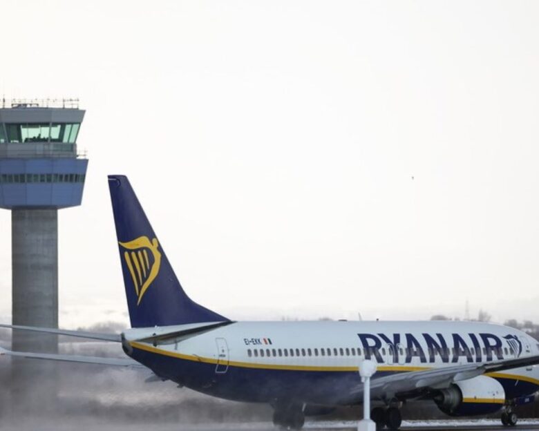 Καλαμάτα: Αεροσκάφος της Ryanair προσέκρουσε σε μπάρες κατά την προσγείωσή του στο αεροδρόμιο