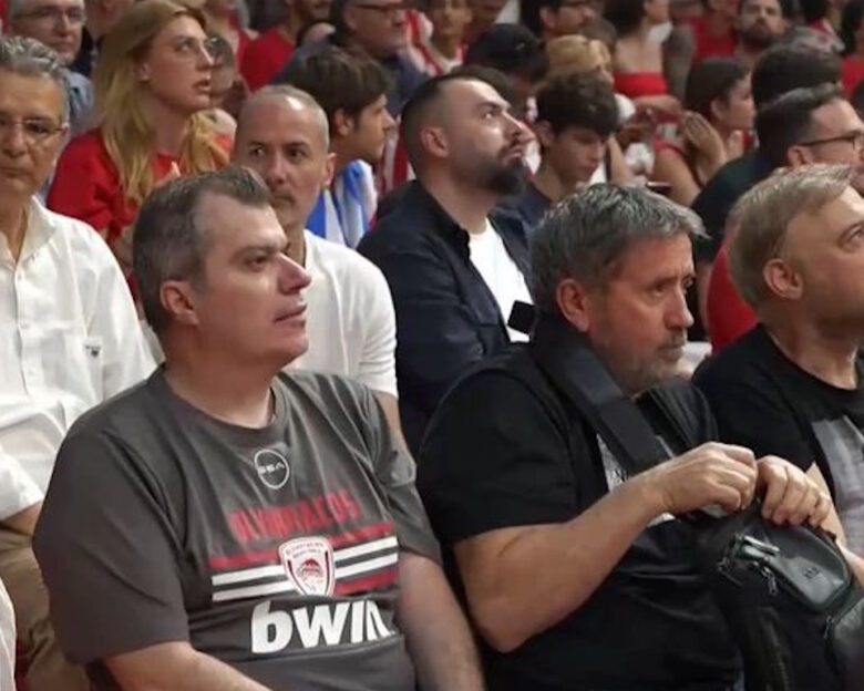 Ολυμπιακός – Παναθηναϊκός: Χρήστος Φερεντίνος και Σπύρος Παπαδόπουλος στο ΣΕΦ για τον τέταρτο τελικό
