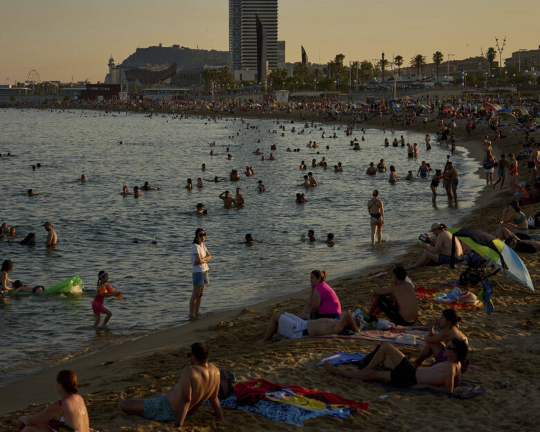 Ισπανία, Γαλλία και Πορτογαλία λιώνουν από τον καύσωνα – «Έσπασαν» τα θερμόμετρα με 46 βαθμούς στη Γρανάδα