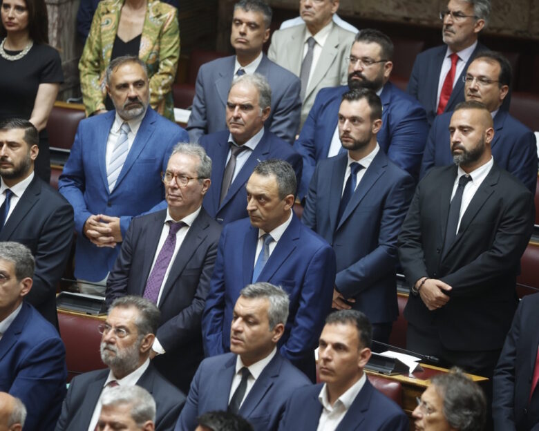 Τίτλοι τέλους για τους Σπαρτιάτες – Διαλύθηκε η Κοινοβουλευτική τους Ομάδα