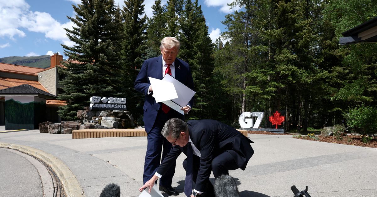 Trump’s blunder in G7: He was fell on his cards and gathered from the floor by Kir Starmer