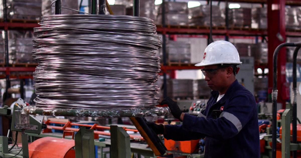 Trump signs agreement to merge US Steel and Nippon Steel – US National Security Guarantees