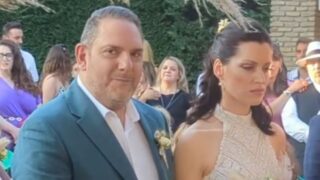 Οι νιόπαντροι, Στέλιος Διονυσίου και Αγνή Καλουμένου