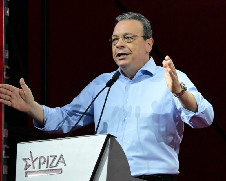 Σωκράτης Φάμελλος στο 5ο Συνέδριο ΣΥΡΙΖΑ: «Είμαστε εδώ, όρθιοι, θα έχει αντίπαλο ο Κυριάκος Μητσοτάκης»