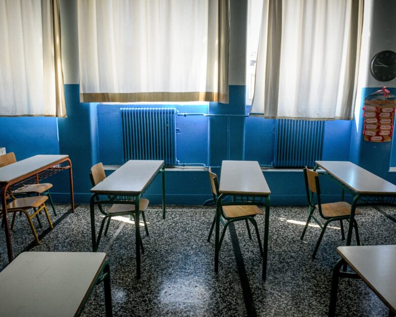 Ηράκλειο: «Έχει πολύ καλή σχέση με τους μαθητές» – Τι υποστηρίζει η πρώην σύζυγος του διευθυντή που ερευνάται για ασέλγεια σε βάρος 16χρονης
