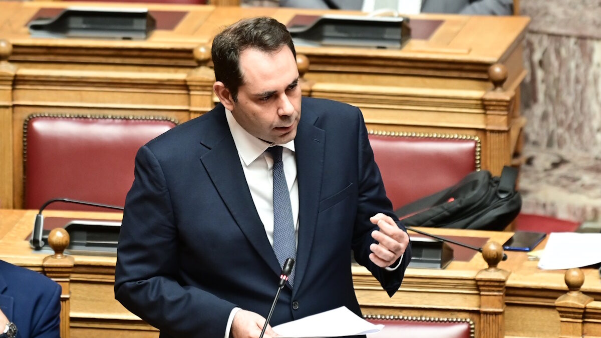 Ο Θάνος Πετραλιάς
