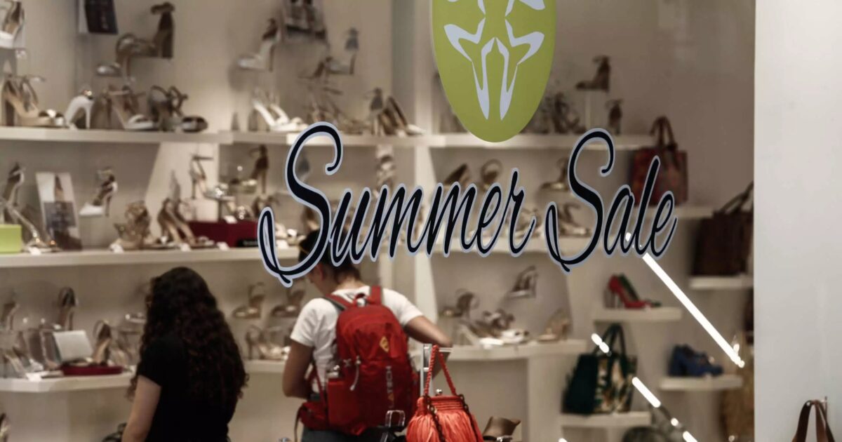 Summer Discounts 2025: When do they start, how much will they last and what Sunday the shops are open