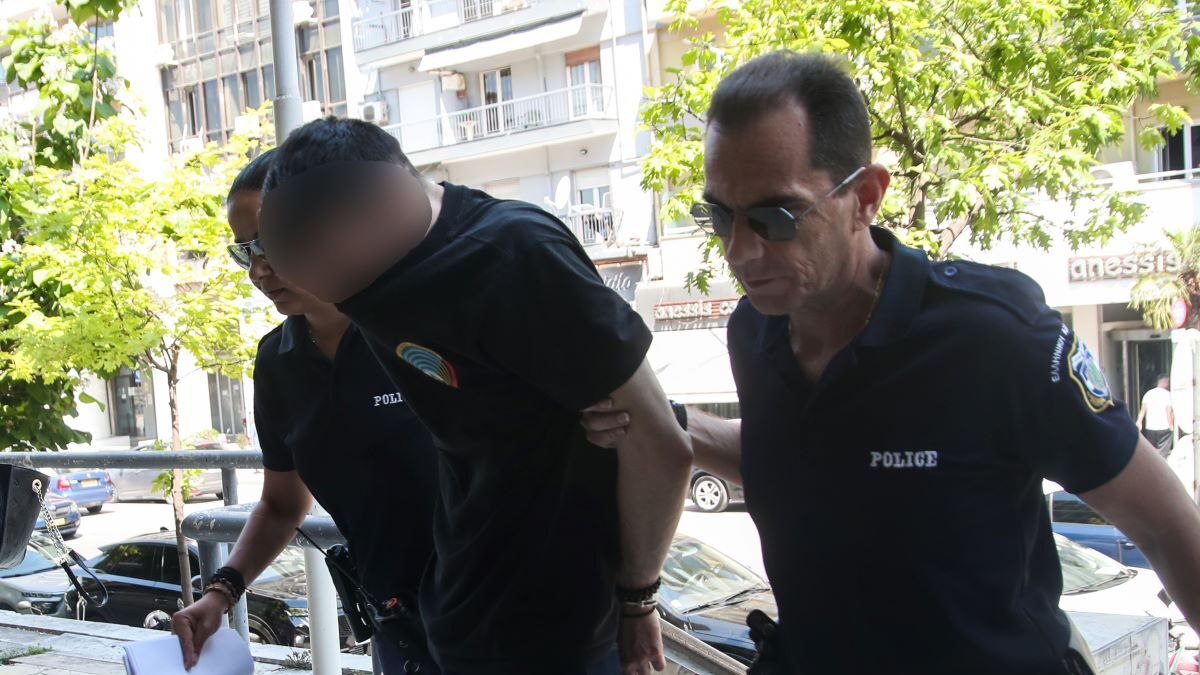 O 34χρονος που πάτησε με το αυτοκίνητό του μια γάτη οδηγείται στον εισαγγελέα Θεσσαλονίκης