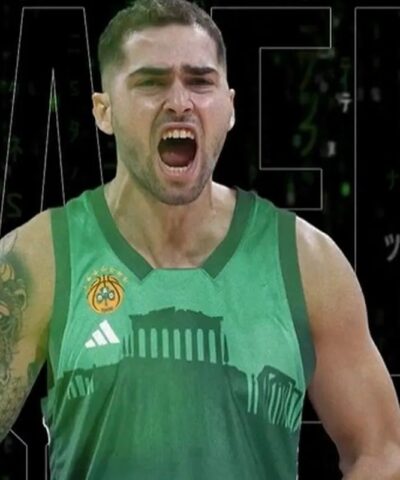 O Βασίλης Τολιόπουλος