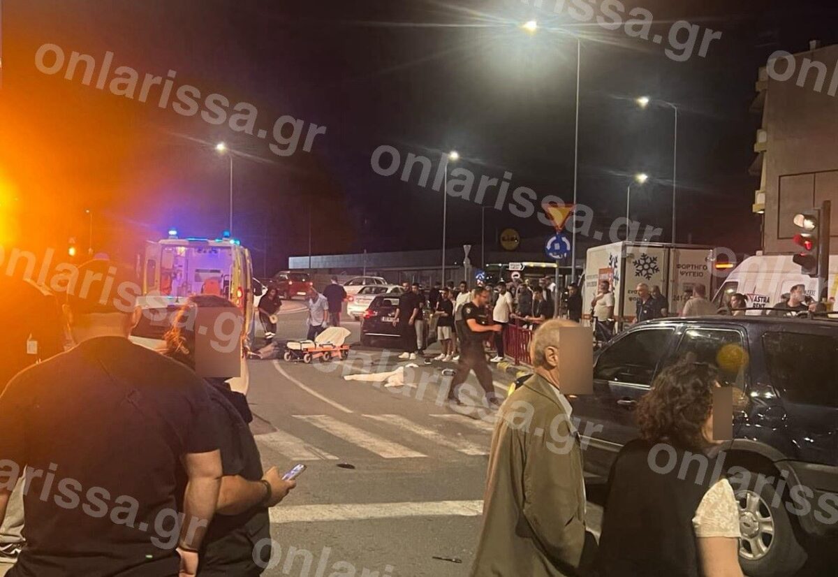 Συγκεντωμένος κόσμος στο σημείο του θανατηφόρου τροχαίου