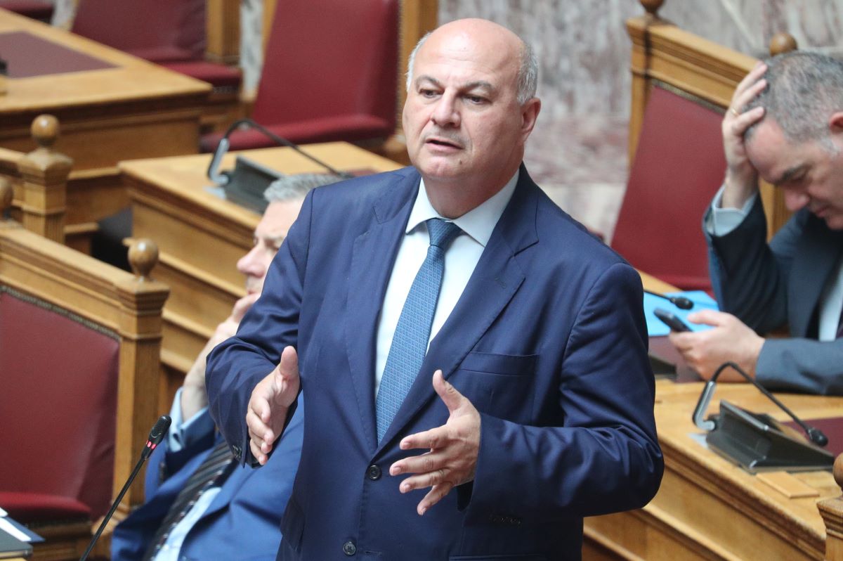 Ο υπουργός Αγροτικής Ανάπτυξης Κώστας Τσιάρας
