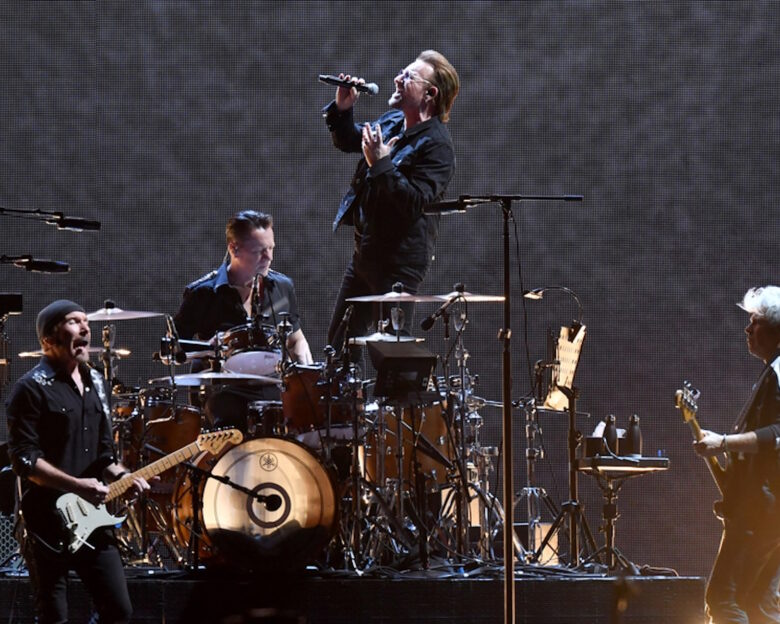 Ο κιθαρίστας των U2, The Edge, απέκτησε την ιρλανδική υπηκοότητα μετά από 60 και πλέον χρόνια