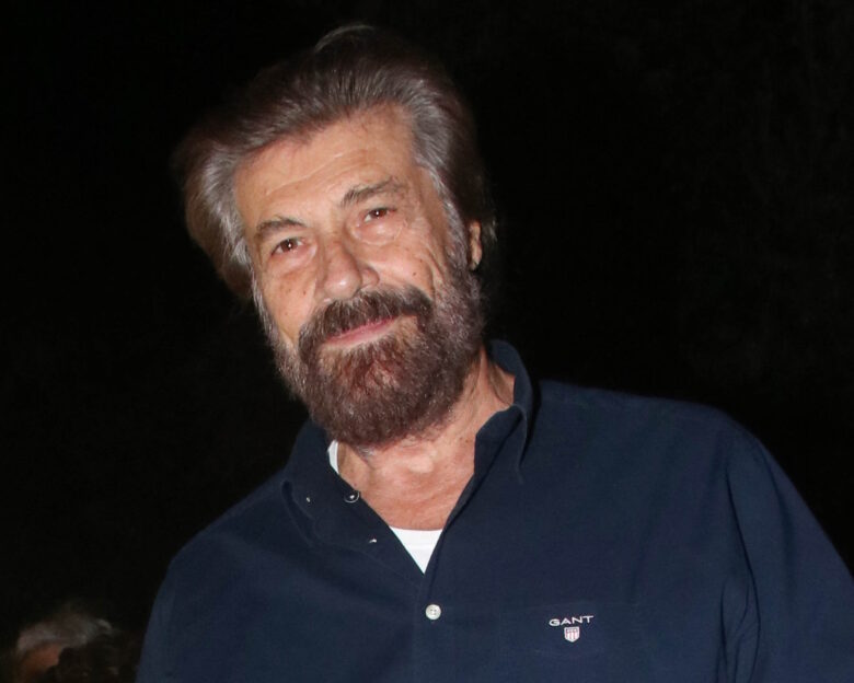 Νίκος Βερλέκης: «Υπήρχε σκηνοθέτης που περνούσε και μύριζε τις μασχάλες των ηθοποιών»