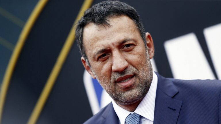O Bλάντε Ντίβατς