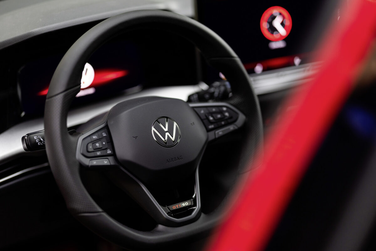 volkswagen-golf-gti-edition-50