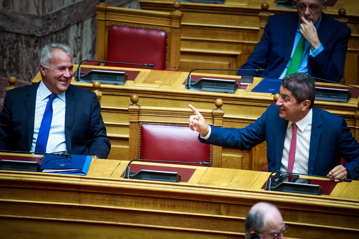 O Μάκης Βορίδης (αριστερά) και ο Λευτέρης Αυγενάκης (δεξιά)