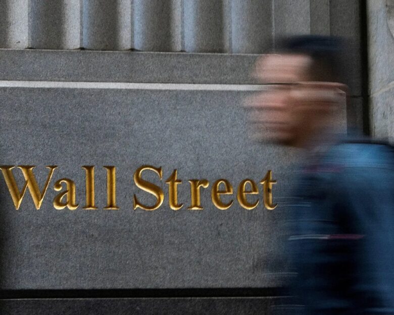 Wall Street: Μικρή άνοδος στον απόηχο των συνομιλιών ΗΠΑ – Κίνας