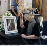 Σε λαϊκό προσκύνημα η σορός του Πετρολούκα Χαλκιά