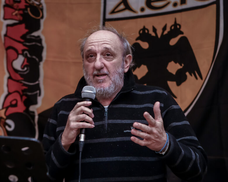 Πέθανε ο Δημήτρης Χατζηχρήστος, θρήνος στην ΑΕΚ
