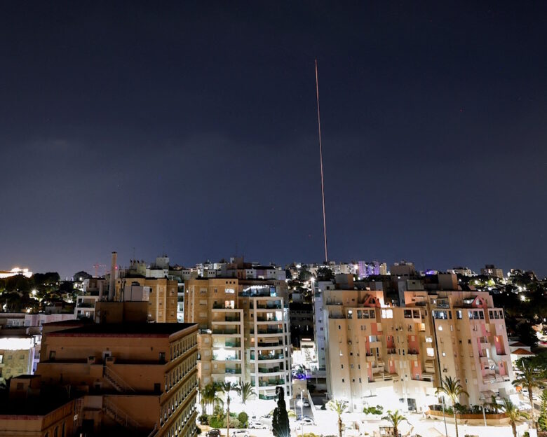 Ισραήλ: Σειρήνες ηχούν στην Ιερουσαλήμ – Οι Χούθι εκτόξευσαν πύραυλο από την Υεμένη