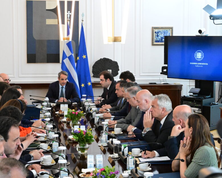 Ανοίγει τα χαρτιά του ο Μητσοτάκης για τον ΟΠΕΚΕΠΕ – Μονόδρομος η Προανακριτική, το «αγκάθι» της παραγραφής