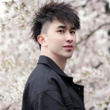 Ο Zhenhao Zou