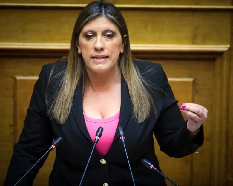 «Θερμό» επεισόδιο ανάμεσα σε Ζωή Κωνσταντοπούλου και Παύλο Μαρινάκη στη Βουλή – «Για γκεμπελίσκους κοιτάξτε στον καθρέφτη σας»
