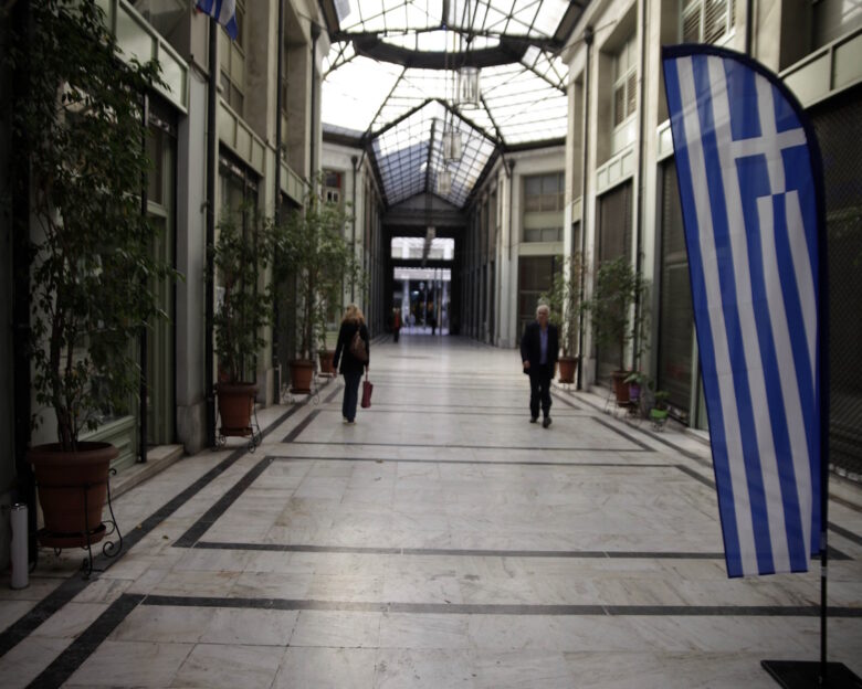 Η Στοά Αρσακείου μπροστάρης στην αναγέννηση του κέντρου της Αθήνας
