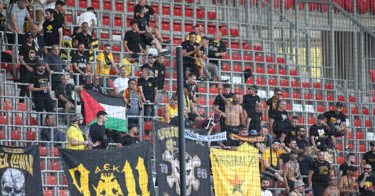 Hapoel Ber Seva – AEK: Intensity on the pitch with slogans of Union fans in favor of Palestine