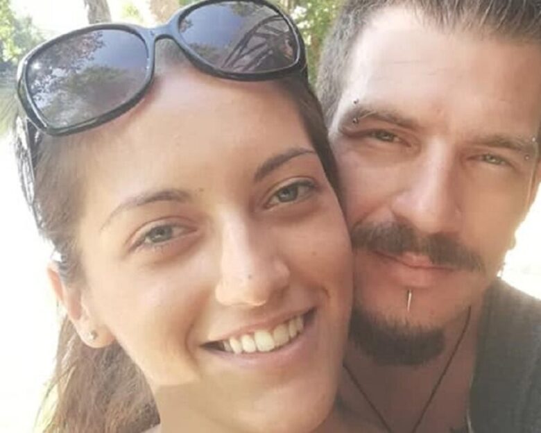 Κυριακή Γρίβα: «Το παιδί μου βιάστηκε 2 μηνών έγκυος από τον δολοφόνο της και απέβαλε», λέει η μητέρα της