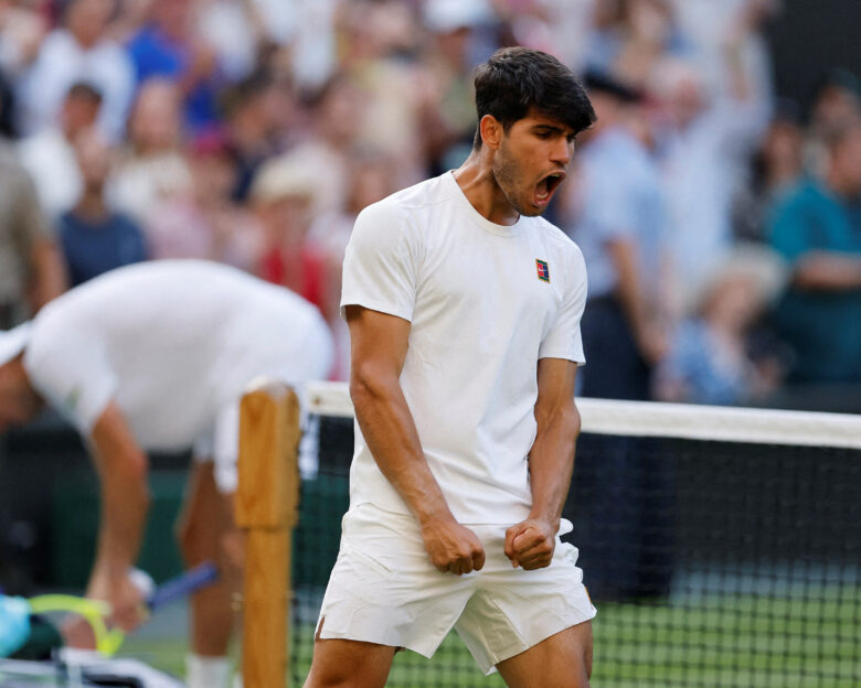 Wimbledon: Ο Κάρλος Αλκαράθ κέρδισε δύσκολα τον Στρούφ με 3-1 σετ και πέρασε στον τέταρτο γύρο