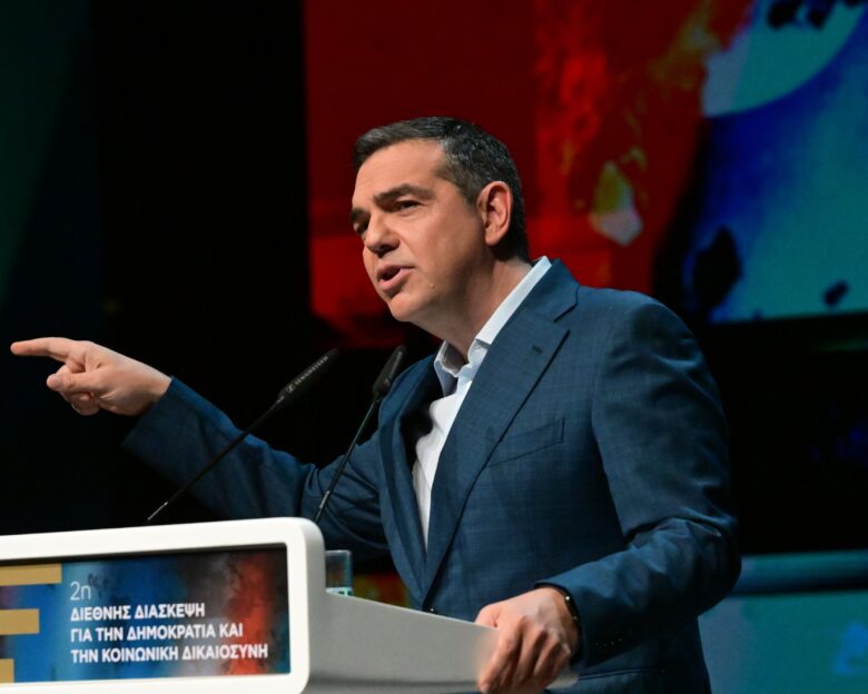 Ο Τσίπρας και τα μηνύματα που έστειλε