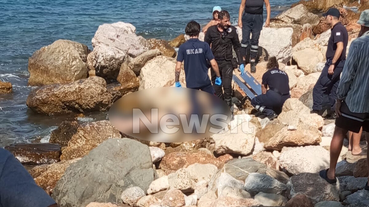 Η στιγμή που σπεύδει το ΕΚΑΒ