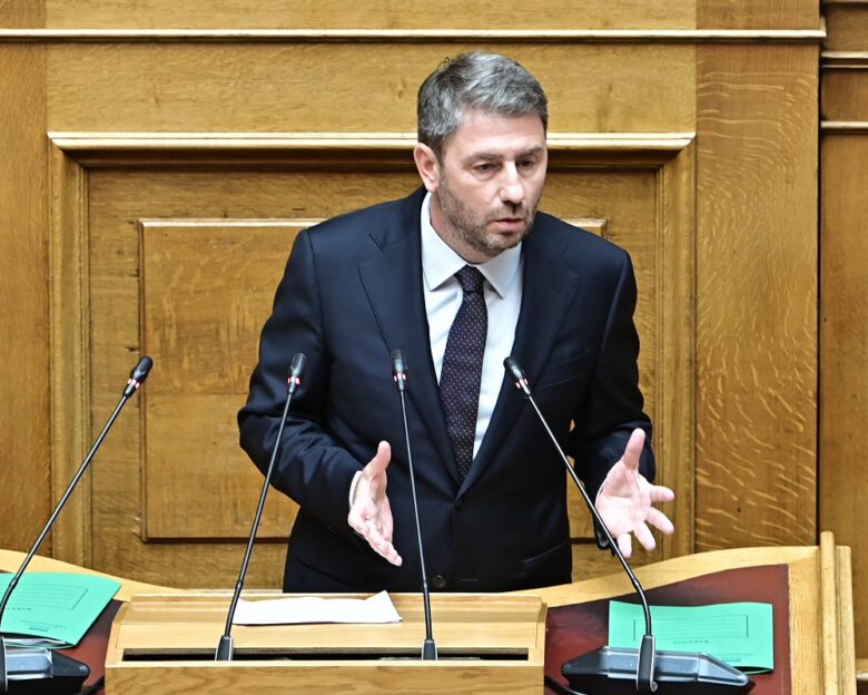 Ανδρουλάκης σε ΝΔ: Θα φύγετε ή θα μείνετε; Θα μας πείτε;