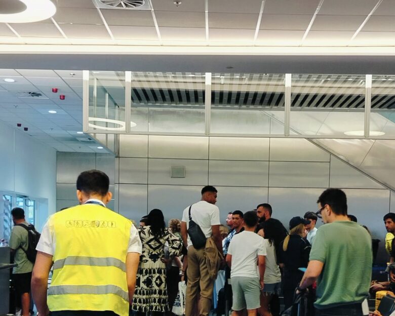 Ο Γιάννης Αντετοκούνμπο επισκέφτηκε τα Χανιά για διακοπές