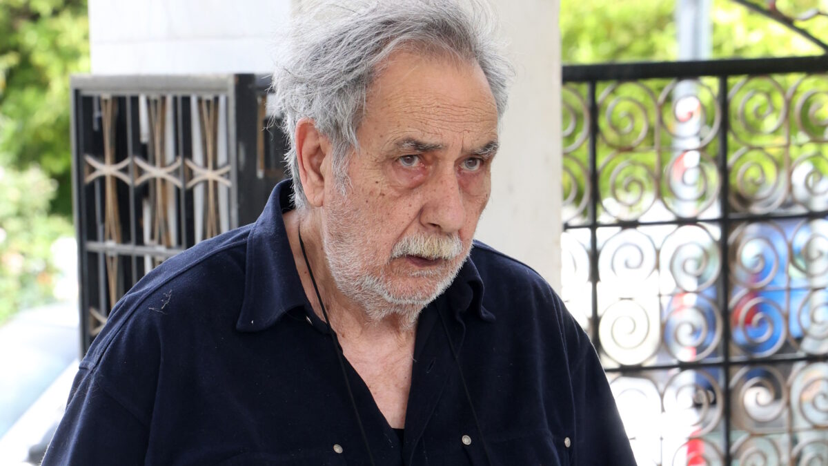 Κώστας Αρζόγλου
