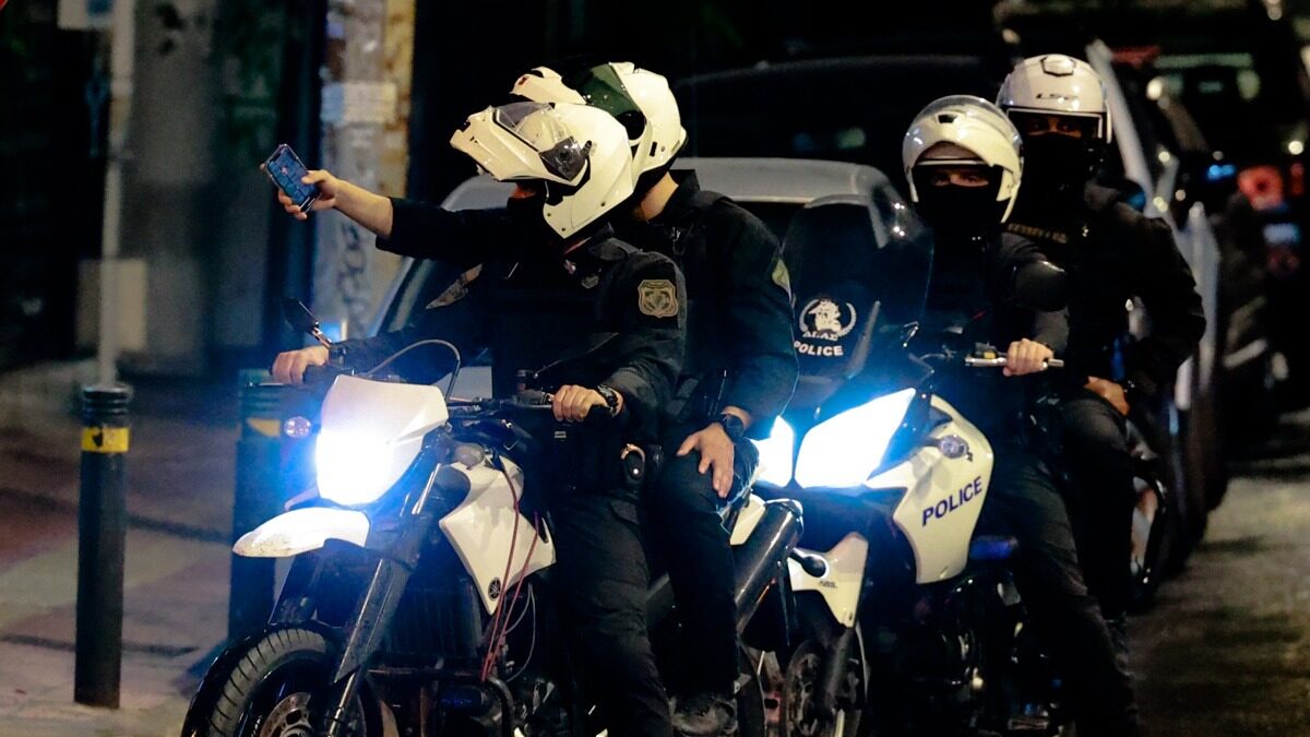 Αστυνομικοί της ομάδας ΔΙ. ΑΣ.