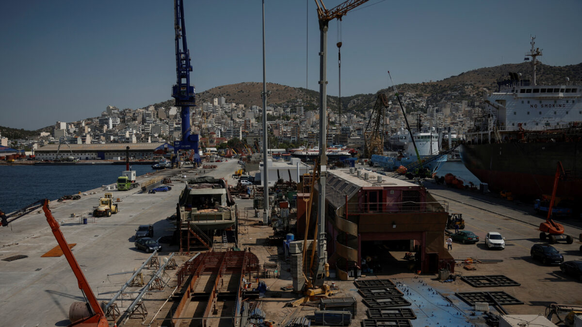 Ναυπηγείο στο Πέραμα του Πειραιά