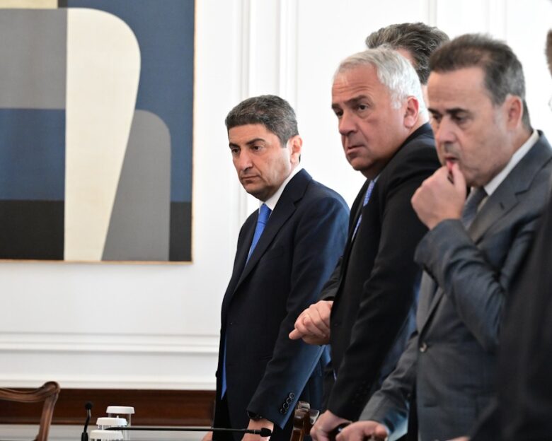 Άλλο Βορίδης, άλλο Αυγενάκης: Σκέψεις στην κυβέρνηση για Προανακριτική μόνο για έναν εκ των δύο πρώην υπουργών