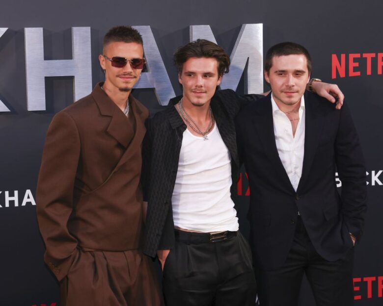 Ρόμεο Μπέκαμ (από αριστερά), Κρουζ και Μπρούκλιν Μπέκαμ